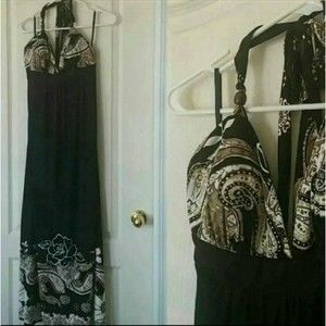 MAXI DRESS HALTER PADDED BUST BLACK COMBO SIZE SMALL WOMENS SMALL